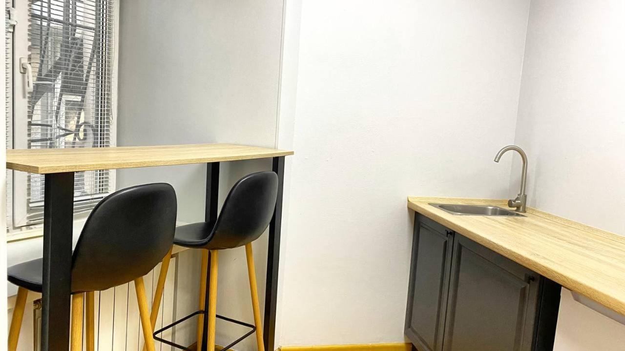 Uneed Rooms M1 Kiew Exterior foto